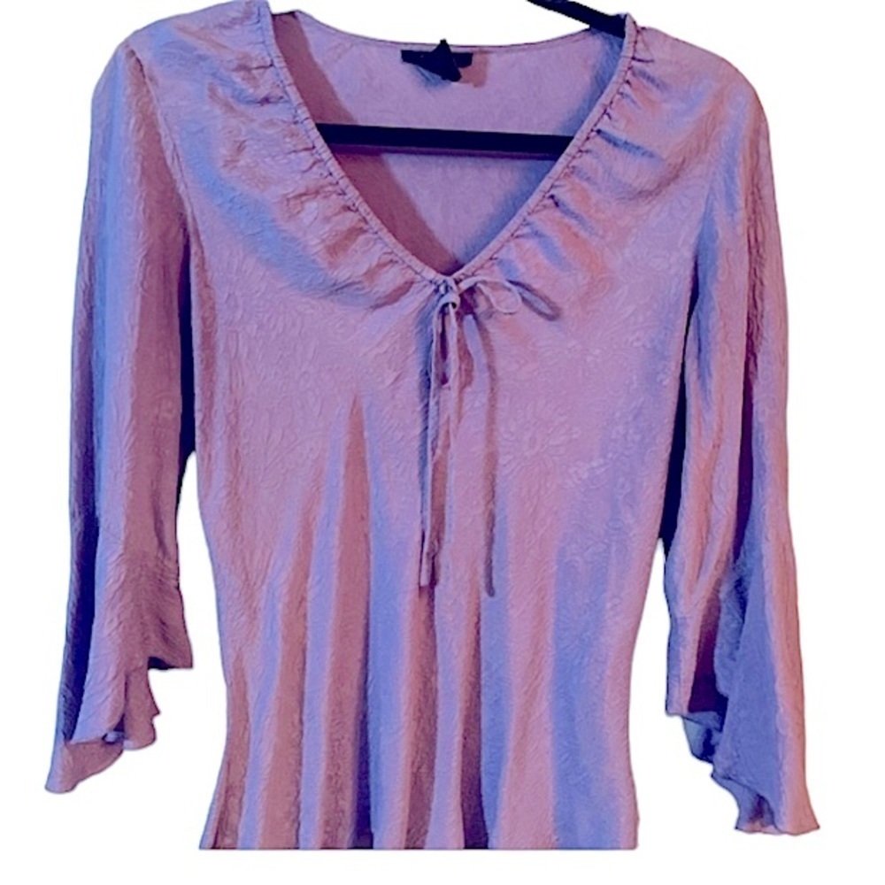 SilkLand Lavender V-Neck Tie-Front Bell Sleeve Top - Picture 2 of 5
